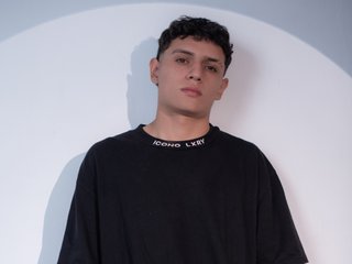 Hydan streamate live cam model