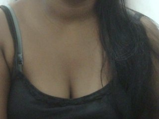 IndianRadhika25 streamate live cam model