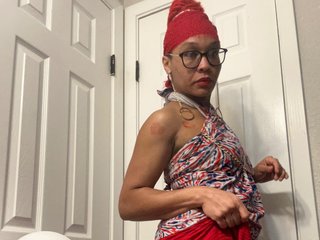 Indianacash streamate live cam model
