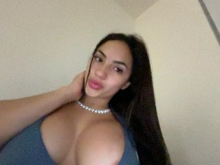 IrisThompson live cam