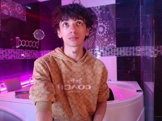 Isaza_Juli streamate live cam model