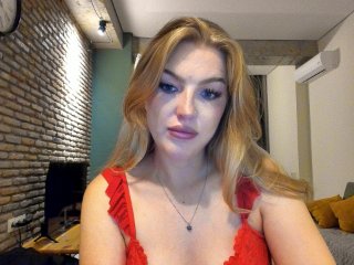 JulietaLane streamate live cam model