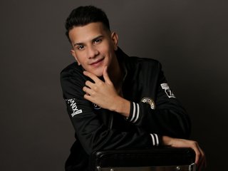 JustinMelendez streamate live cam model