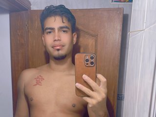 Kayro streamate live cam model