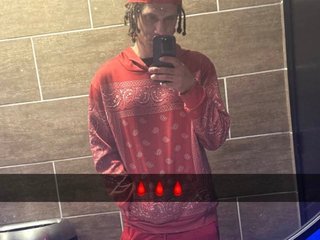 Kingdennis66 streamate live cam model