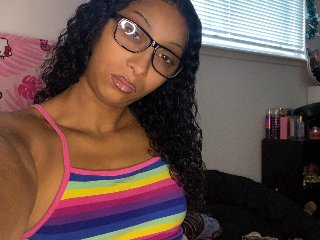 Kitty_hefner streamate live cam model