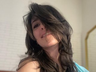 LEONAAx streamate live cam model