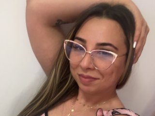 LadyLyannaa streamate live cam model