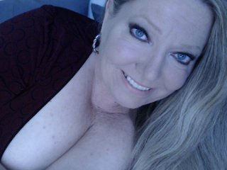 LauraLusts streamate live cam model