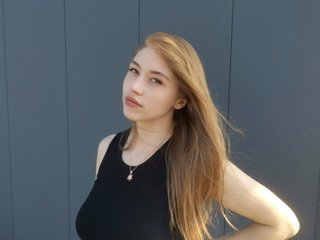 LiliVenom streamate live cam model