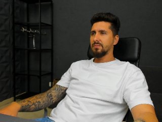LoganStroud streamate live cam model