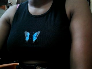 Lovelypriya live cam