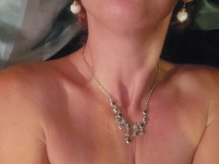 LucyLovesLemons streamate live cam model