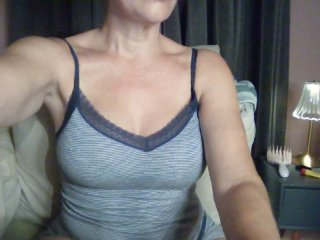 LunaBelleXX streamate live cam model
