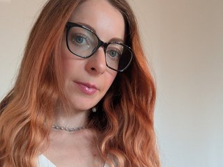 LunaRiva streamate live cam model
