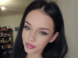 LunnaHayses streamate live cam model