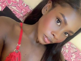 MalaikaYeye streamate live cam model