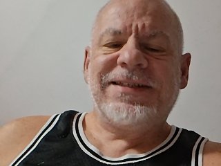 MarioA streamate live cam model