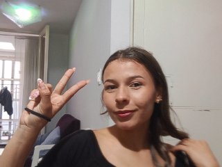 MaviFaye streamate live cam model