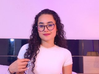 MayaDavys streamate live cam model