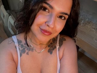 MayaPetite streamate live cam model