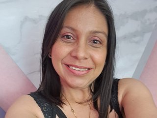MeliSanz28 streamate live cam model