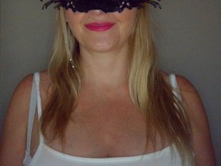 MiaCalor streamate live cam model
