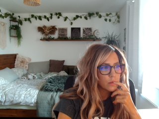 MilfLottieUK streamate live cam model
