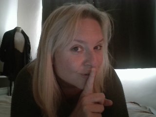 MrsMercedes26 live cam