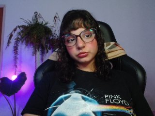 MyaMillor streamate live cam model