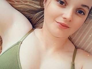 Naughty_LittleCara streamate live cam model