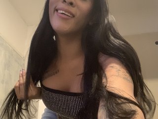 Nikollhot2026 streamate live cam model