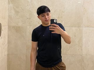 Oustin_start streamate live cam model