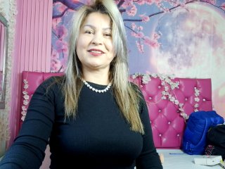 Pamelamilfhot streamate live cam model