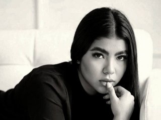 Pocahontasfg streamate live cam model