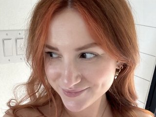 PrettyCandyXX streamate live cam model