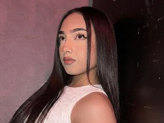 Pretty_Ari streamate live cam model