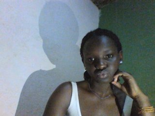 Prettysaish streamate live cam model