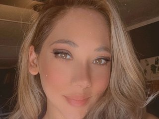 Princespeach streamate live cam model
