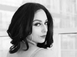 QueenJazminBoheme streamate live cam model
