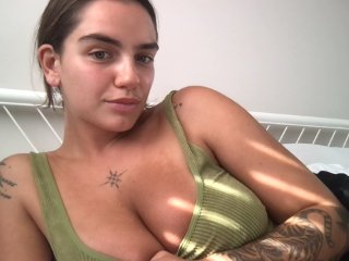 RoxyRoseX streamate live cam model