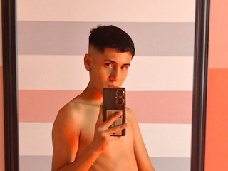 Ryu_Kha streamate live cam model