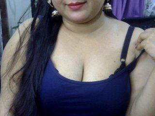 Safi_pihu streamate live cam model