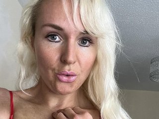 SammyLouBabestation streamate live cam model