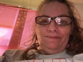 SassyBrnEyes1966 streamate live cam model
