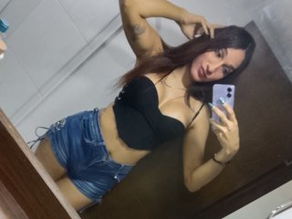 SharlotteLunaxxx streamate live cam model