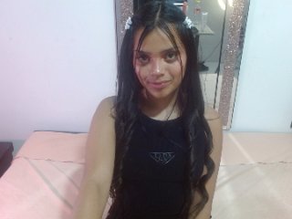 Sharon_Lorenn live cam