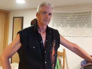 Silverfox69 streamate live cam model