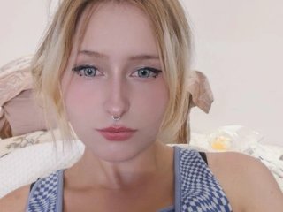 SmoothNymph streamate live cam model