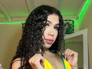 SofiiiAmoon streamate live cam model
